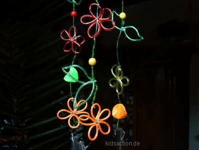 Windspiel aus Blumen