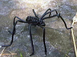 Scoubidou Spinne